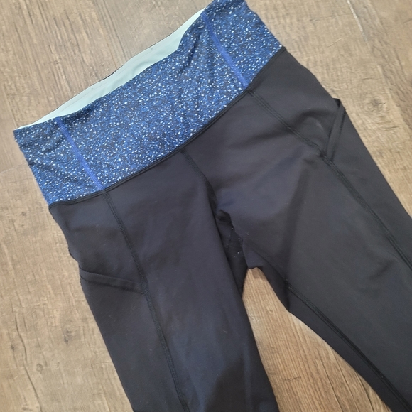 Lululemon leggings - Picture 2 of 5